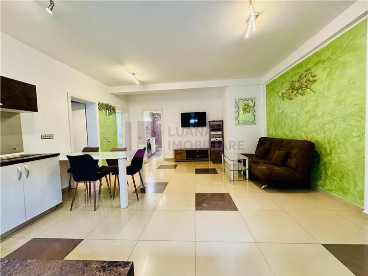 Apartament cu 3 camere decomandat, mobilat în Aeroport