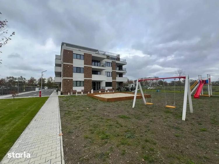 Apartament cu 3 camere decomandat în Străulești