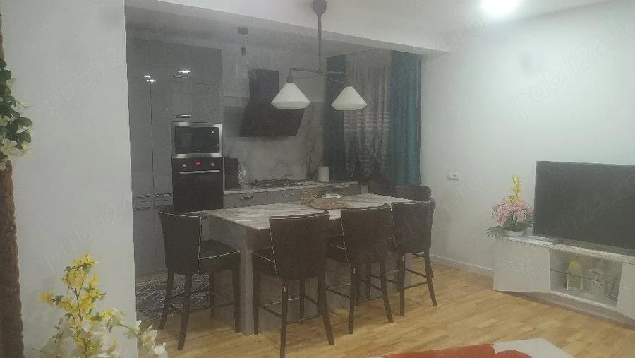 Casă cu 3 camere cu Teren 373 Mp în Micro 13