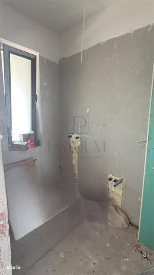 Casă cu 4 camere în Moșnița Nouă