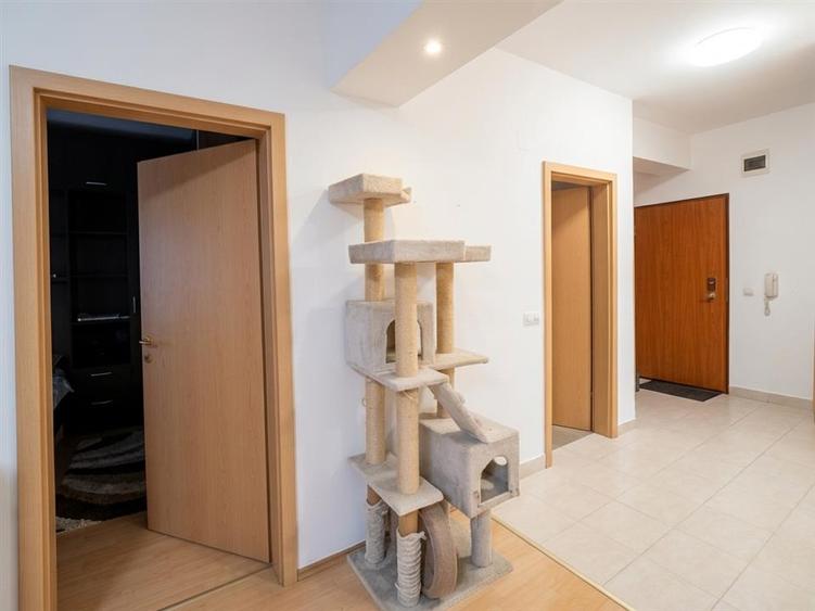 Apartament cu 2 camere decomandat în Iosia