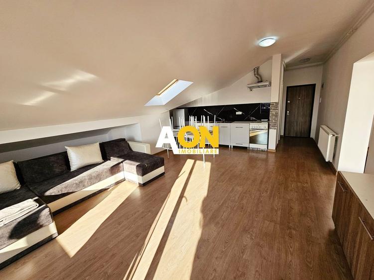 Apartament cu 3 camere decomandat în Cetate
