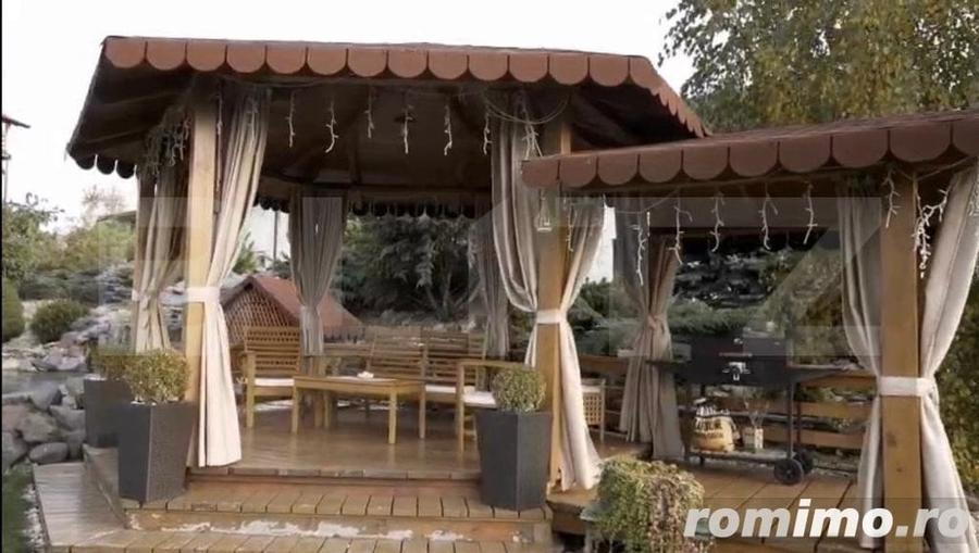 Casă cu 12 camere cu Teren 5000 Mp în Central