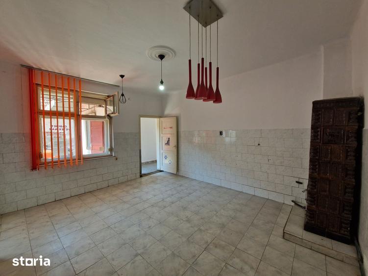 Spațiu comercial, de 158 mp, în Ultracentral