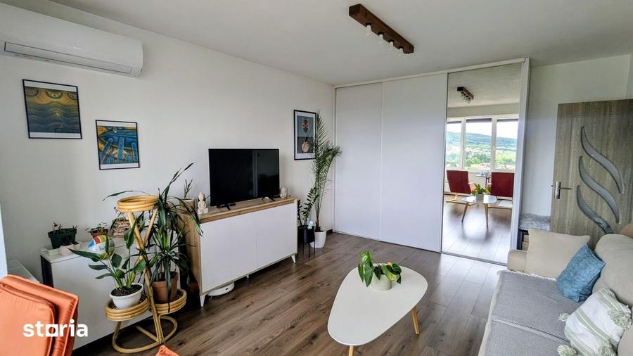 Apartament cu 2 camere decomandat în Central