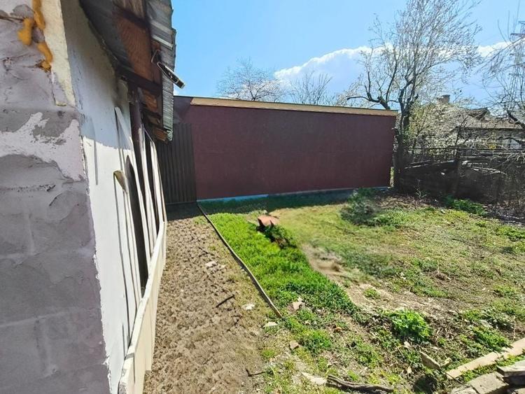 Duplex cu 3 camere cu Canalizare în 1 Mai
