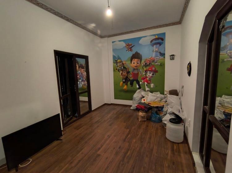 Casă individuală cu 4 camere cu Teren 198 Mp în Grozăvești