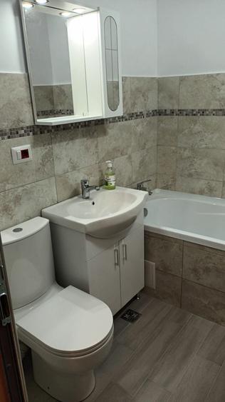 Garsonieră decomandată în Central