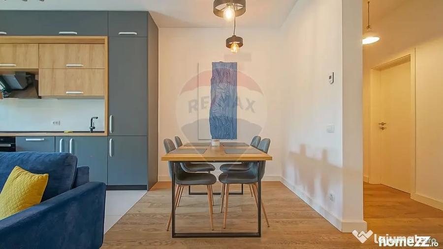 Apartament cu 3 camere decomandat în Drumul Poienii