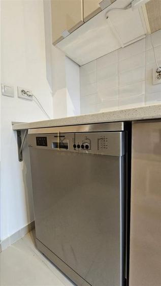 Apartament cu 2 camere semidecomandat, mobilat în Bună Ziua