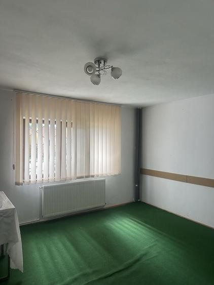 Apartament cu 2 camere decomandat în Exterior Vest