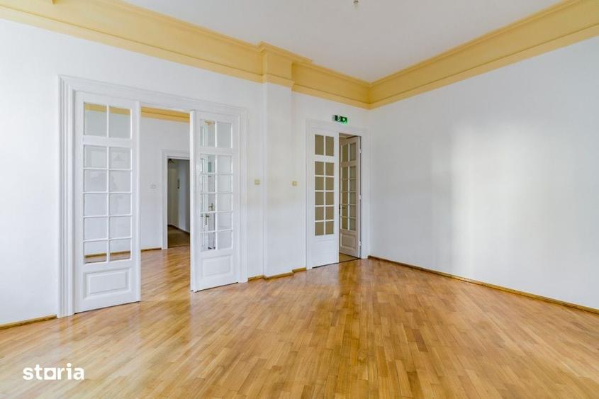 Casă cu 6 camere cu Teren 933 Mp în Cișmigiu