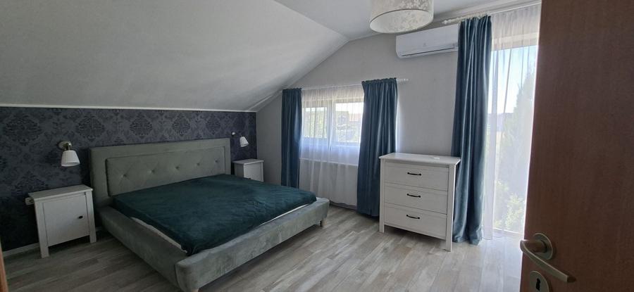 Duplex cu 4 camere cu Canalizare în Dumbrăvița