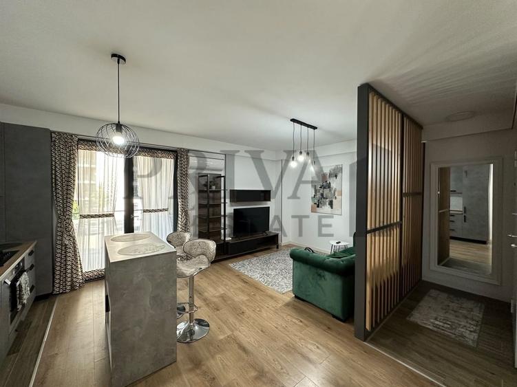 Apartament cu 2 camere semidecomandat, mobilat în Torontalului