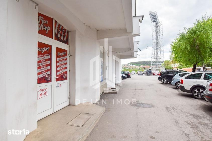 Spațiu comercial, de 30 mp, în Spitalului