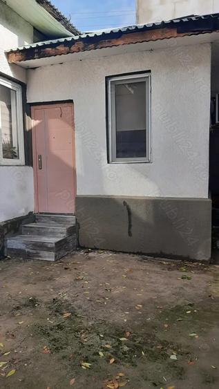 Casă cu 3 camere în Giurgiului