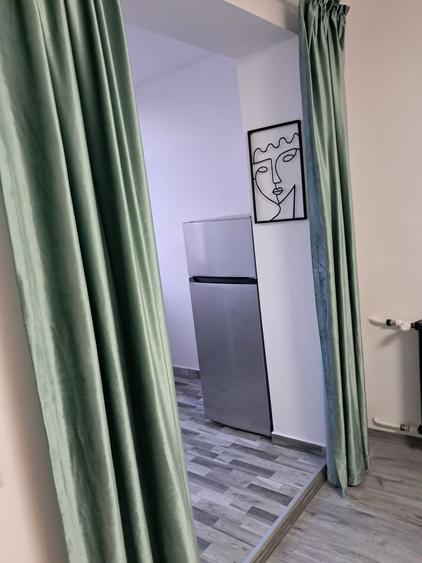 Garsonieră semidecomandată în Far