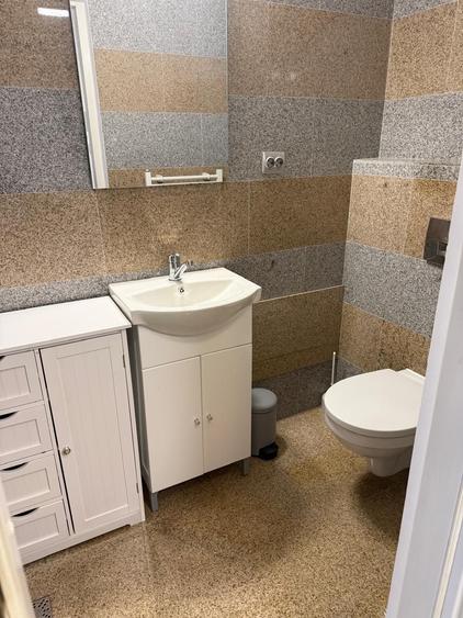 Apartament cu 2 camere decomandat în Exterior Vest