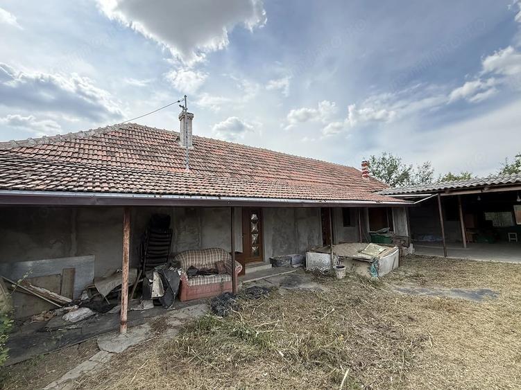Casă cu 3 camere cu Teren 563 Mp în Caporal Alexa