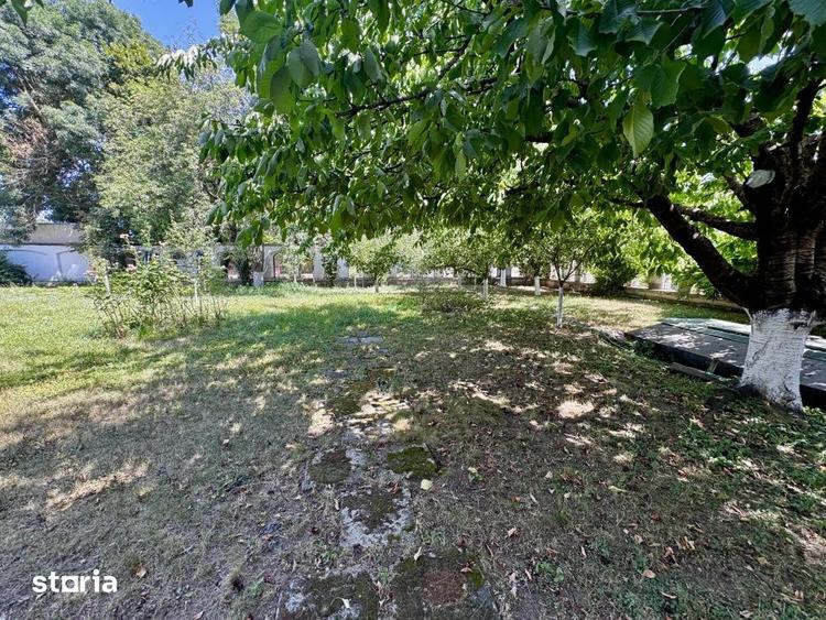 Casă cu 7 camere cu Teren 1150 Mp în Gruiu