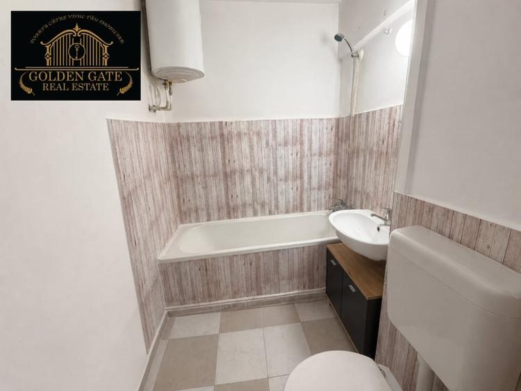 Apartament cu 2 camere decomandat în Titan
