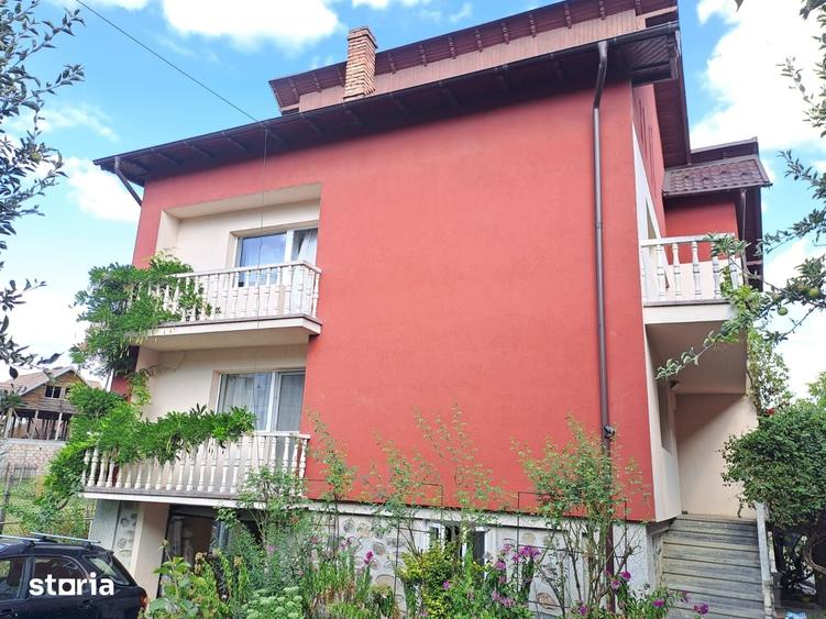 Casă cu 5 camere cu Teren 600 Mp în Nord
