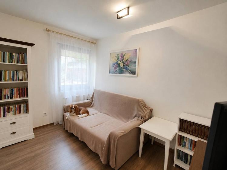 Apartament cu 2 camere decomandat, mobilat în Borhanci