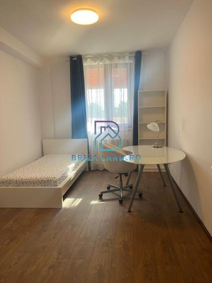 Apartament cu 3 camere decomandat în Aviatorilor