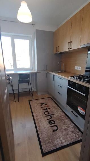 Apartament cu 2 camere semidecomandat în Gojdu