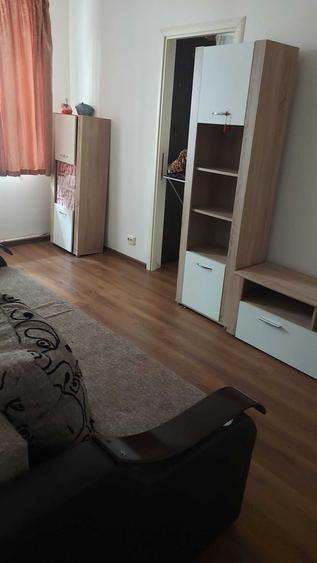 Casă cu 2 camere în Central