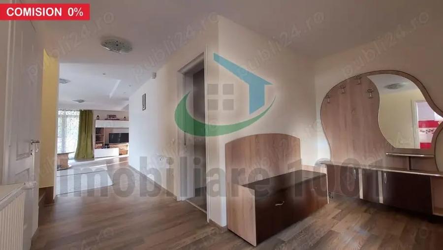 Casă cu 5 camere cu Teren 812 Mp în Central