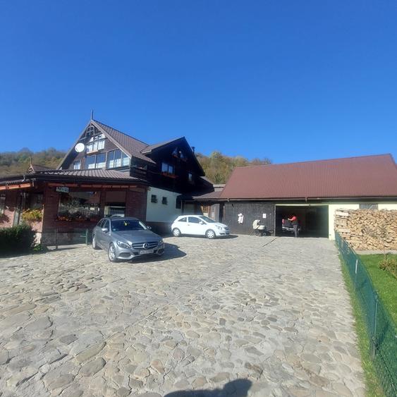 Spațiu comercial, de 700 mp, în Lepșa