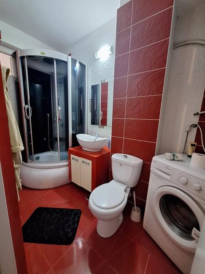 Apartament cu 2 camere decomandat în Sânmartin