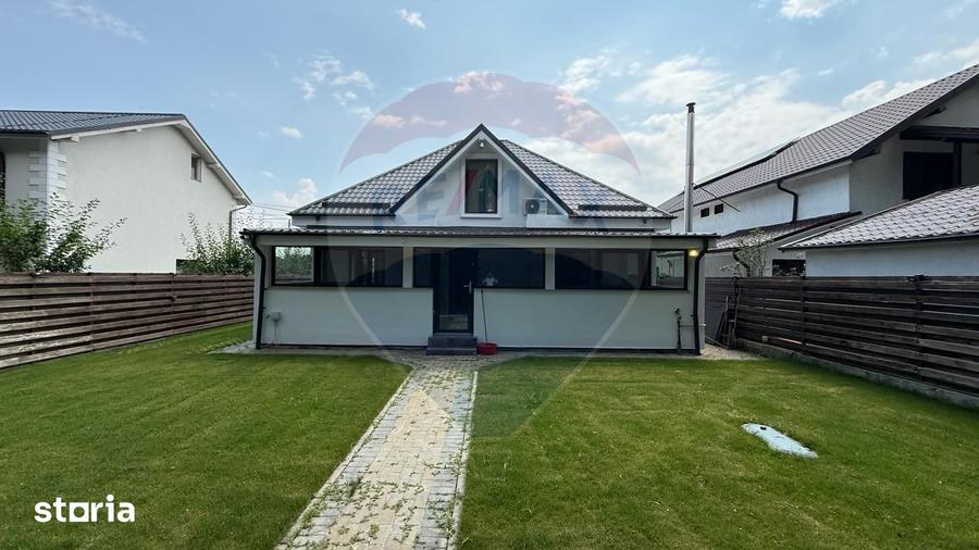 Casă cu 5 camere cu Teren 400 Mp în Vânători