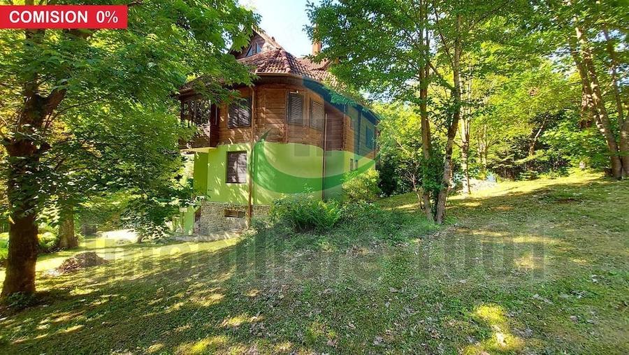 Casă cu Teren 945 Mp în Blidari