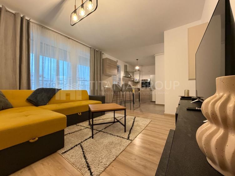 Apartament cu 2 camere semidecomandat, mobilat în Tractorul