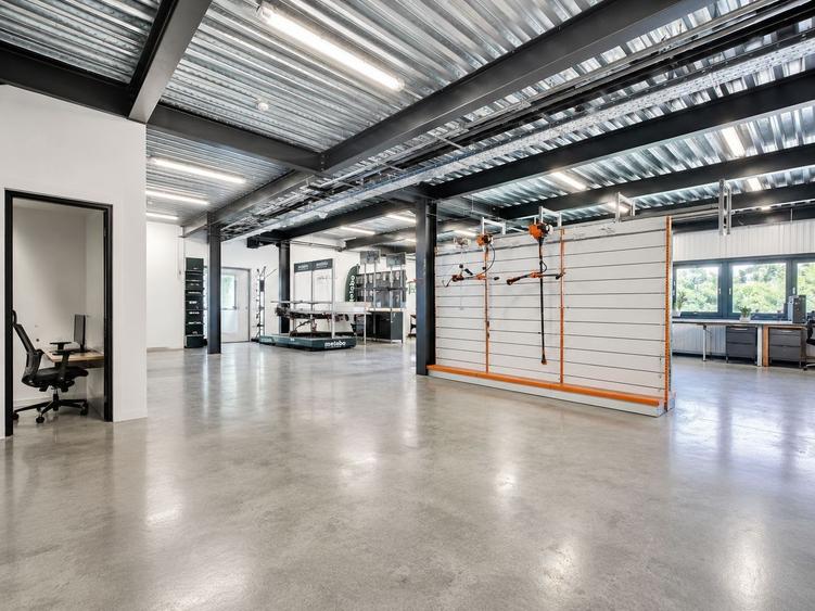 Spațiu comercial, de 232 mp, în Șagului