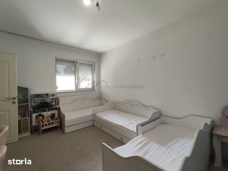 Apartament cu 3 camere în Iorga