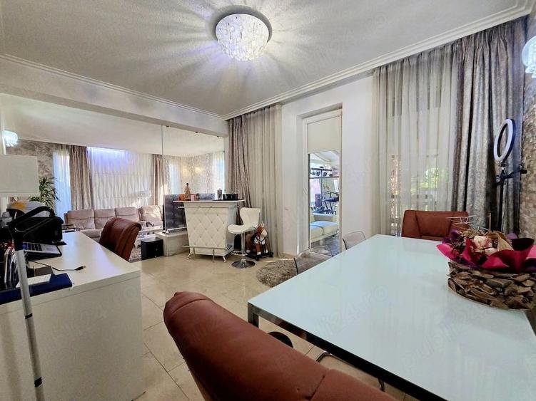 Casă cu 5 camere cu Teren 624 Mp în Dobroești