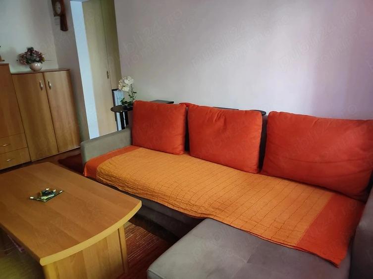 Apartament cu 2 camere semidecomandat în Girocului