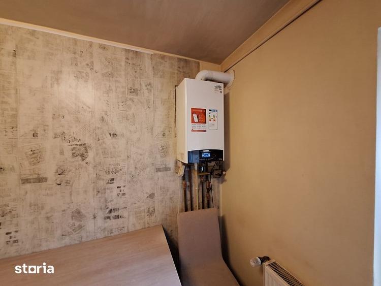 Apartament cu 3 camere decomandat, mobilat în Aradului