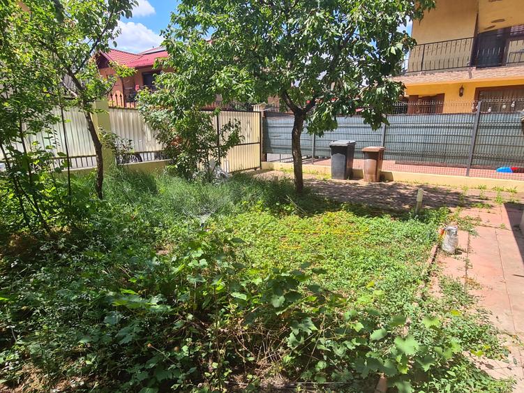 Duplex cu 5 camere cu Canalizare în Militari