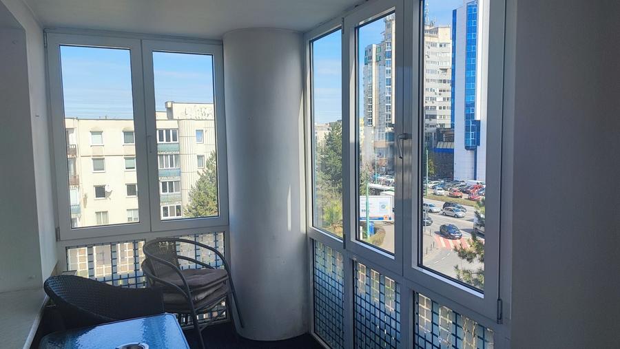 Apartament cu 4 camere decomandat în Griviței