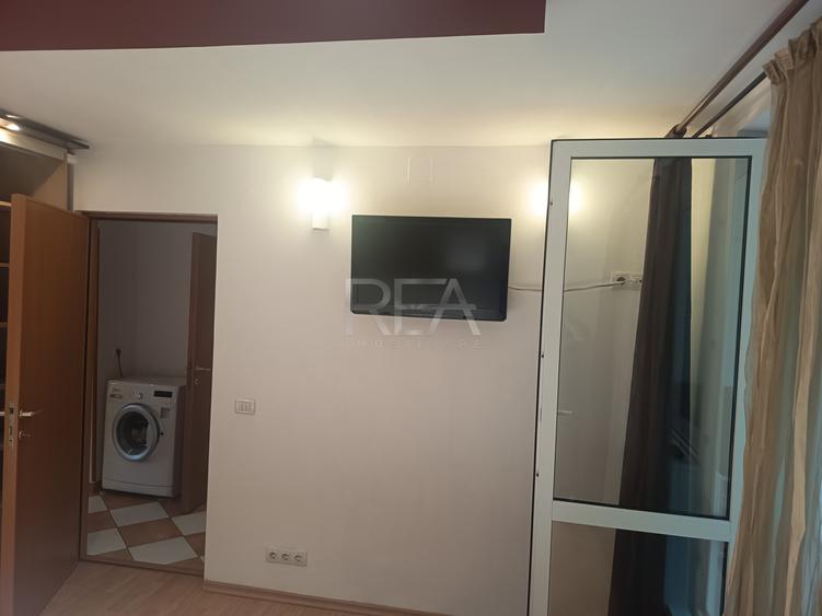 Apartament cu 3 camere decomandat, mobilat în Berceni