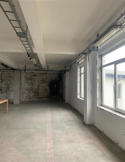 Spațiu industrial, de 920 mp, în Afumați