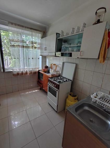 Apartament cu 2 camere semidecomandat în Dorobanțu