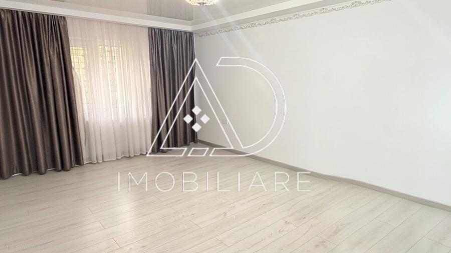 Apartament cu 3 camere în 9 Mai