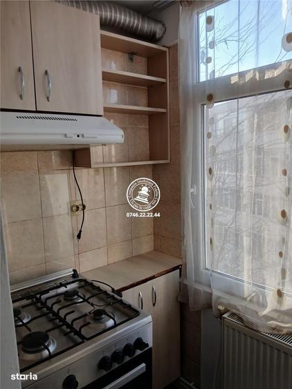 Apartament 2 camere, decomandat, etaj intermediar - Podu Ros - 8
