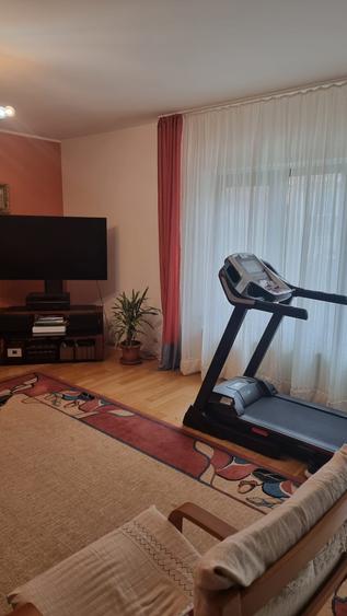 Casa P+1 , zona Muzeul Satului - 16