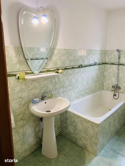 Casă cu 4 camere cu Teren 412 Mp în Central